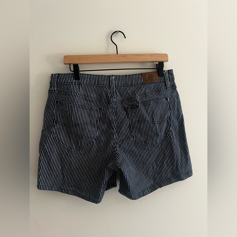 Lee Striped High Rise Shorts Railroad Stripe Size 12 14 Approx - Picture 4 of 4